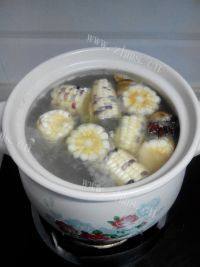 一个人的排骨玉米汤做法图解5)