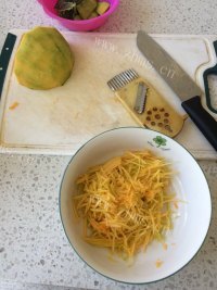 南瓜蛋饼做法图解1)
