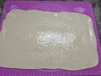 自制椒盐葱花饼做法图解3)