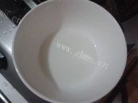 独特的平菇炒肉做法图解7)