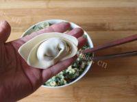 口感极佳的菜肉馄饨做法图解13)
