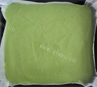 香甜可口的小雪人抹茶蛋糕卷做法图解5)