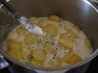 美味的奶油芝士焗土豆做法图解4)