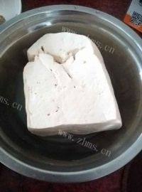 美味的番茄鱼片汤做法图解3)