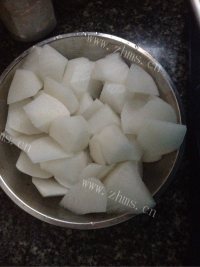 萝卜焖肉做法图解2)