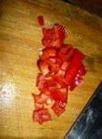 香气逼人的辣椒炒蛋做法图解3)