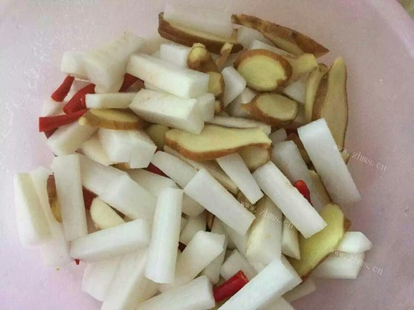 喷香的腌萝卜