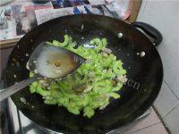 口感好的苦瓜炒肉片做法图解8)