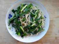 家常菜土豆丝炒韭菜