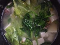 香肠炖豆腐做法图解7)
