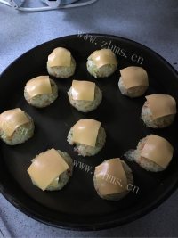 自制双重芝士饭团做法图解7)
