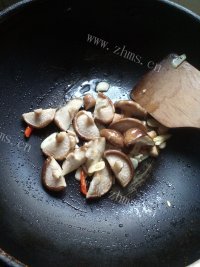 家常菜香菇炒油菜做法图解4)