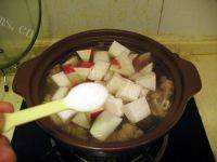 家常菜牛肉炖萝卜做法图解16)