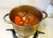 番茄牛腩做法图解8)