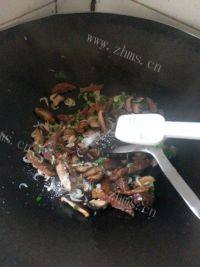 DIY美食-腊肠炒饭做法图解8)