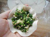荠菜鸡蛋水饺做法图解6)