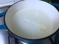 猪肝粥做法图解4)