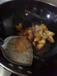 家常菜酸菜五花肉做法图解5)