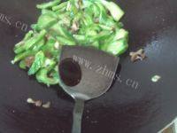 家常菜丝瓜炒瘦肉