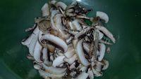 家常菜香菇炒豆干做法图解2)