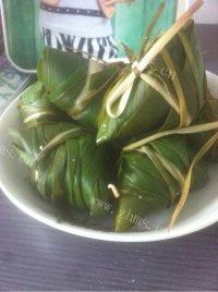 香气浓郁的红枣粽子做法图解5)
