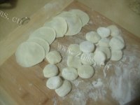 美味的白菜猪肉饺子做法图解6)
