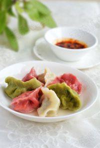 鲜香的彩色饺子