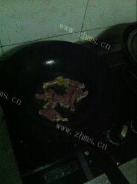 自制爆炒卷心菜做法图解3)