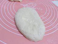 色香味具全的奶香吐司做法图解3)