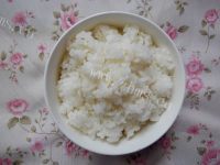 好吃的芹菜火腿蛋包饭做法图解4)