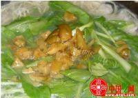 美味的青菜鸡蛋面做法图解3)