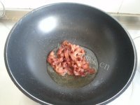 家常菜丝瓜炒肉做法图解2)