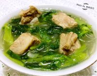 家常小白菜粉条排骨汤做法图解13)