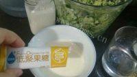 好吃的青瓜粒酸奶做法图解4)