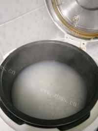 简单版鸡肉蔬菜粥做法图解4)