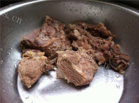 咖喱土豆牛肉做法图解2)
