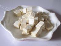 美味的海蛎子豆腐汤做法图解3)