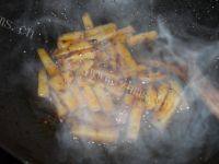 清爽的老干妈炒凉粉做法图解5)