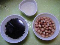 自制花生黑豆浆做法图解2)