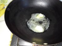 香气浓郁的抹茶牛轧糖做法图解2)