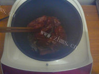美味的电饭锅版叉烧肉做法图解15)