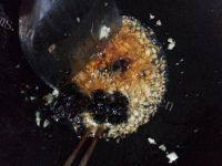甘脆的爆炒花甲做法图解3)