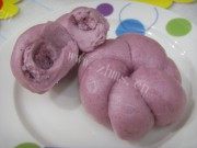 美味的紫薯花形馒头做法图解9)