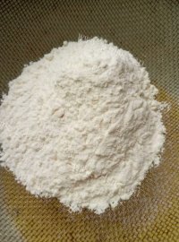 自制黑芝麻鸡蛋饼做法图解4)
