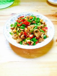 美味的辣炒脆骨做法图解8)