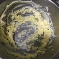 回味无穷的切达芝士酥饼做法图解3)