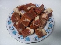 喷香的启东风味烧羊肉做法图解3)