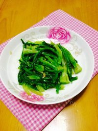 家常菜清炒油菜