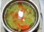莴笋椒油鸡丝做法图解2)