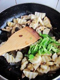 家常菜香菇山药炒肉片做法图解13)
